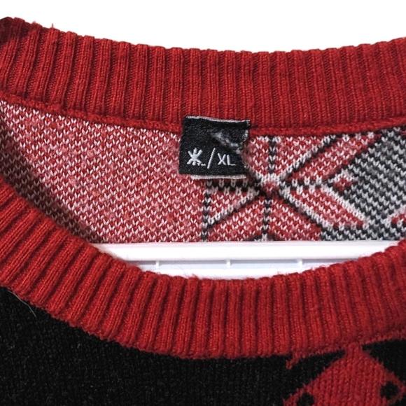 NBA Chicago Bulls Christmas Holiday Sweater Red Men's XL - Picture 3 of 3